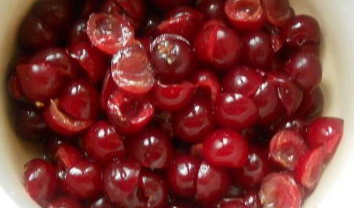 тарталетки с лаймовым маскарпоне и ромовой вишней