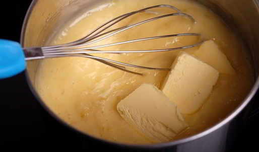 тарталетки с лимонно-лаймовым кремом и меренгой