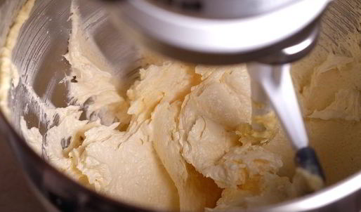 тарталетки с лимонно-лаймовым кремом и меренгой