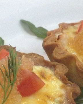 Тарталетки с морепродуктами и щучьей икрой