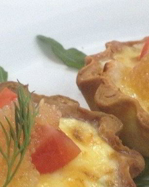 Тарталетки с морепродуктами и щучьей икрой