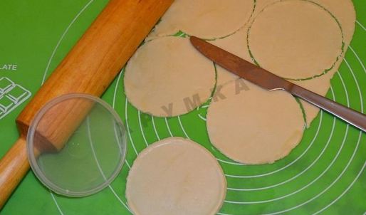 тарталетки с начинкой из крабовых палочек