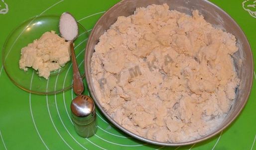 тарталетки с начинкой из крабовых палочек