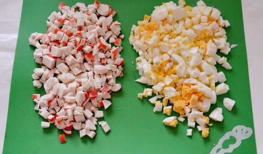 тарталетки с начинкой из крабовых палочек