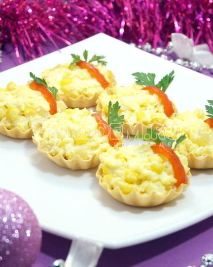 Рецепт тарталеток с пикантным салатом
