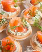 Тарталетки с семгой