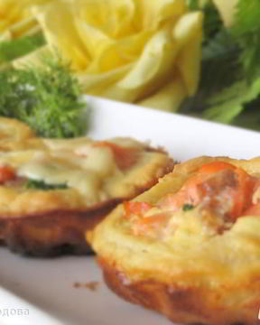 Тарталетки с соленой семгой