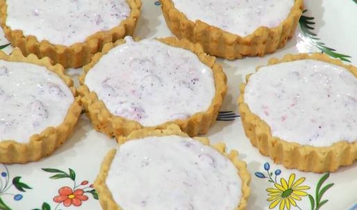 тарталетки с земляничным кремом