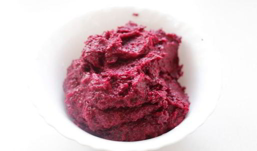 тарталетки со свекольным муссом и сельдью