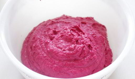 тарталетки со свекольным муссом и сельдью