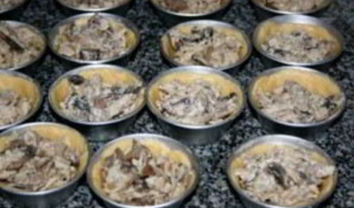 закрытые тарталетки с курицей