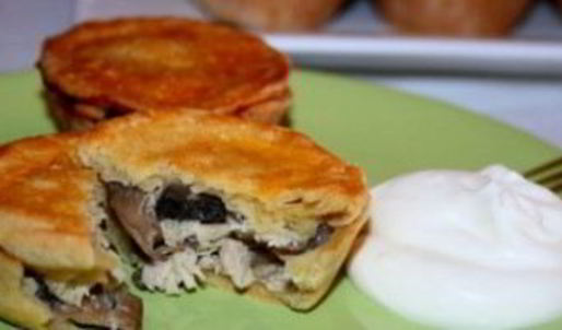 закрытые тарталетки с курицей