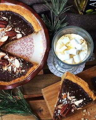 Кофейные оттенки — миндальный тарт с шоколадным ганашем