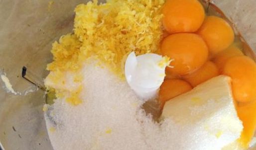 миндальный тарт с лимонным пудингом