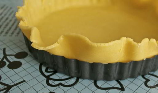 шоколадно-сливочный тарт с фруктами