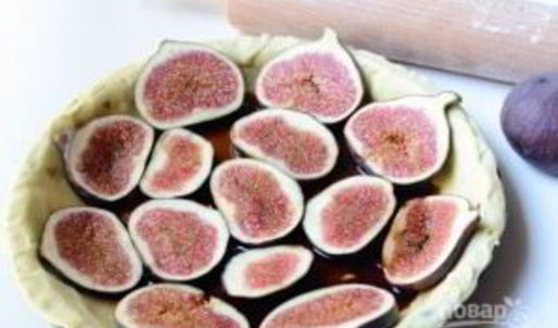 тарт с беконом и инжиром