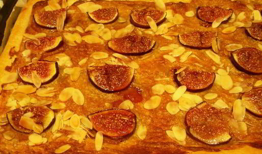 тарт с инжиром и миндалем