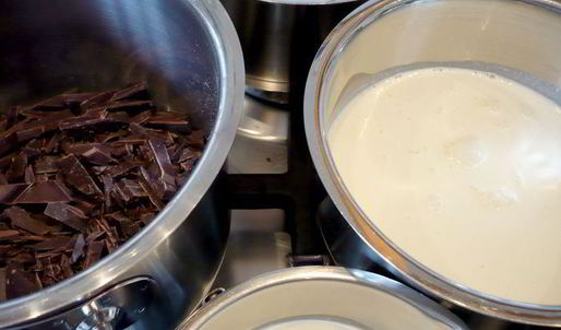 тарт с карамелью и чили шоколадное озеро