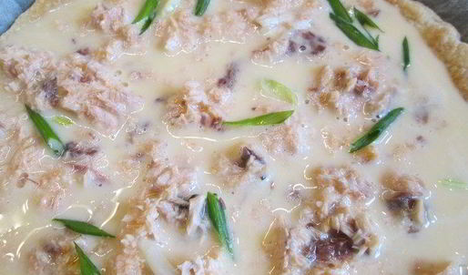 тарт с лососем и овощами