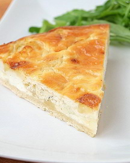 Рецепт тарта с сыром и луком