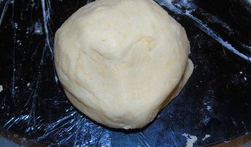 тарт со сливой