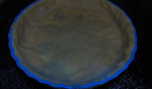 тарт со сливой