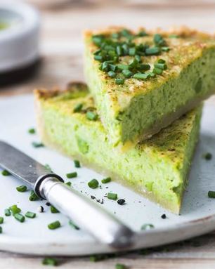 Тарт со сметаной и зеленым луком