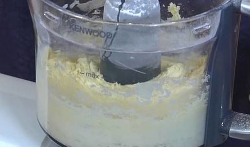 тарт татен с грушами и изюмом