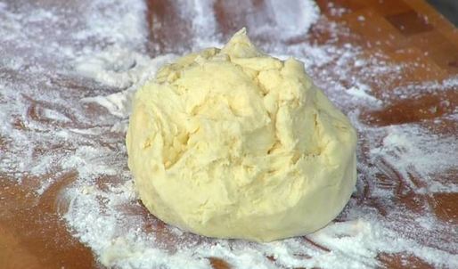 тарт татен с грушами и изюмом