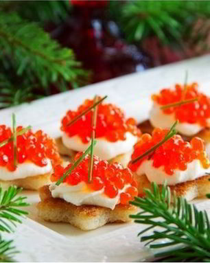Тартинки с красной икрой