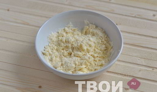 тарты с копченой курицей и шпинатом