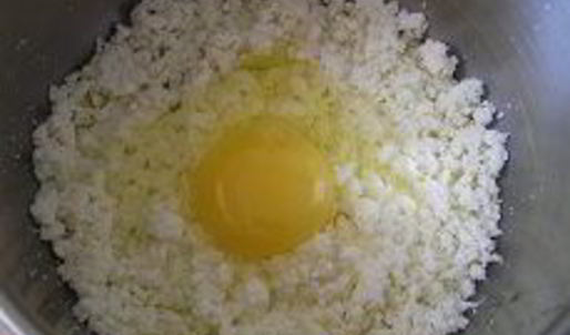 творожно-шоколадный тарт с дыней