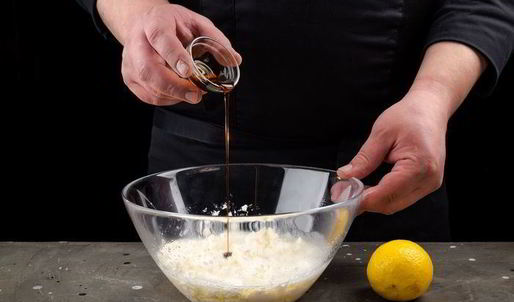 творожный тарт с малиной