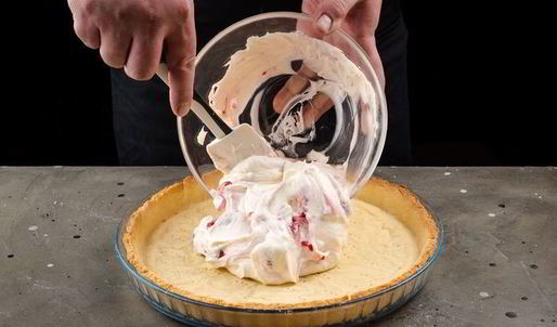 творожный тарт с малиной