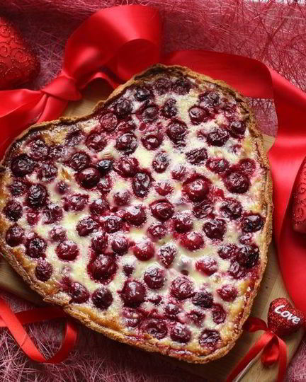 Рецепт вишневого тарта с миндалем