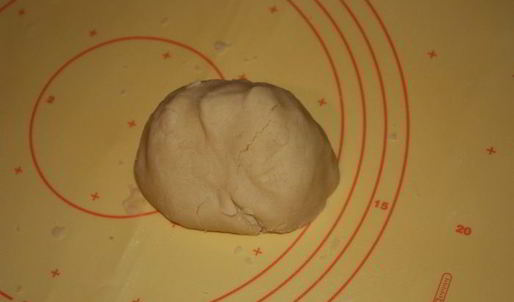 вишневый тарт с миндалем