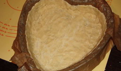 вишневый тарт с миндалем