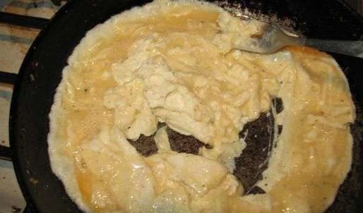 яичница-болтунья