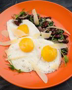 Яичница с фасолью