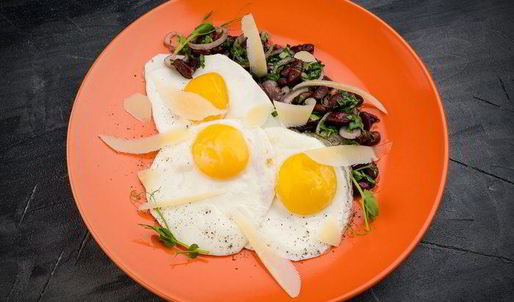 яичница с фасолью