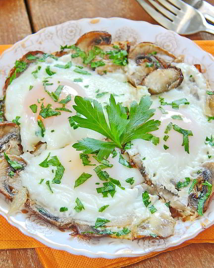 Рецепт яичницы с грибами