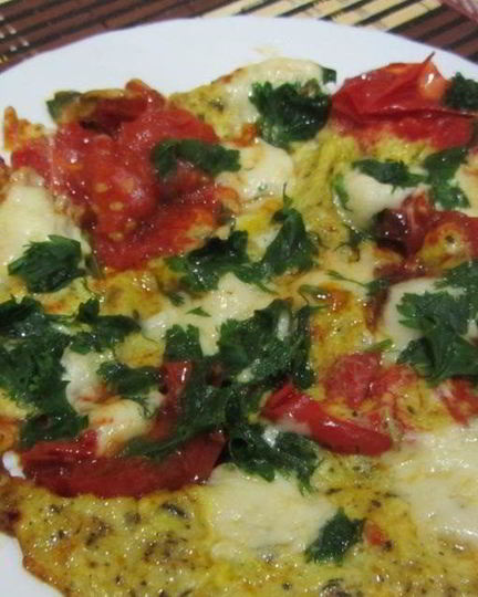 Рецепт яичницы с моцареллой