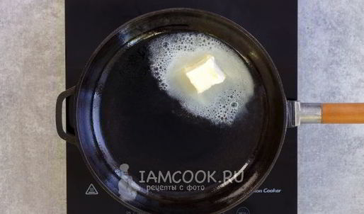 яичница со шпинатом