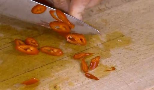 яичница со сладким перцем, луком и помидорами