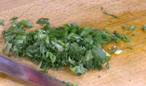 яичница со сладким перцем, луком и помидорами