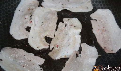 яичница со свиной грудинкой