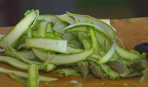 закуска из фасоли с цукини и спаржей