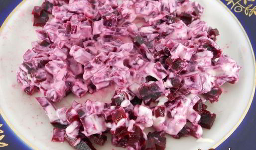 закуска из сельди со свеклой в сметанно-мандариновой заправке