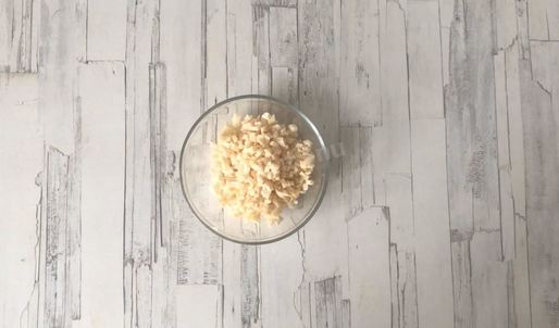 закуска на чипсах