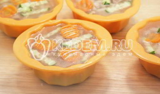 заливное из курицы новогоднее